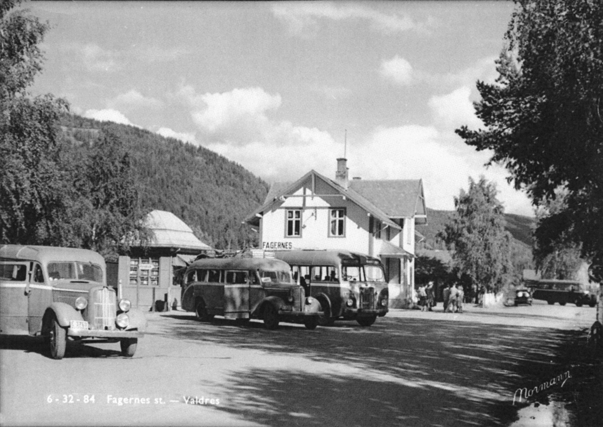 Fagernes jernbanestasjon i 1949.