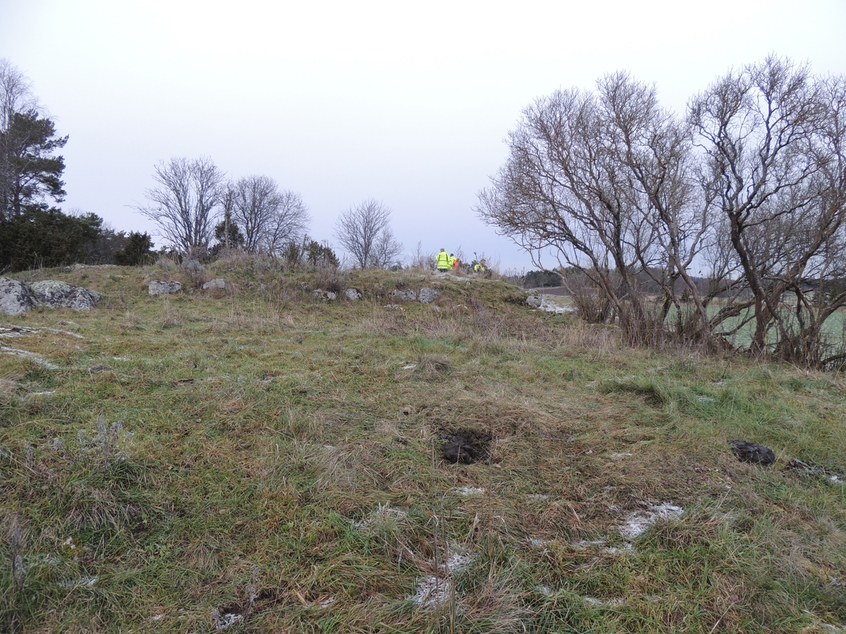 Arkeologisk utredning, Markim 95:1, husgrund vid Ybelholm, Markims socken, Uppland 2017