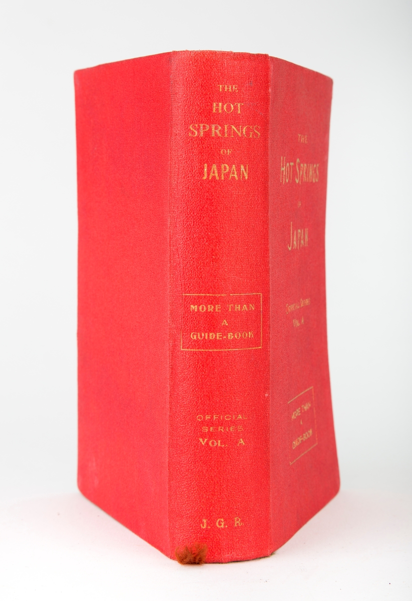 Rød bok. Tittel:"The Hot Springs of Japan. Official Series Vol. A More Than A Guide-Book".  Ingen forfatter oppgitt. Er mer som et oppslagsverk.
