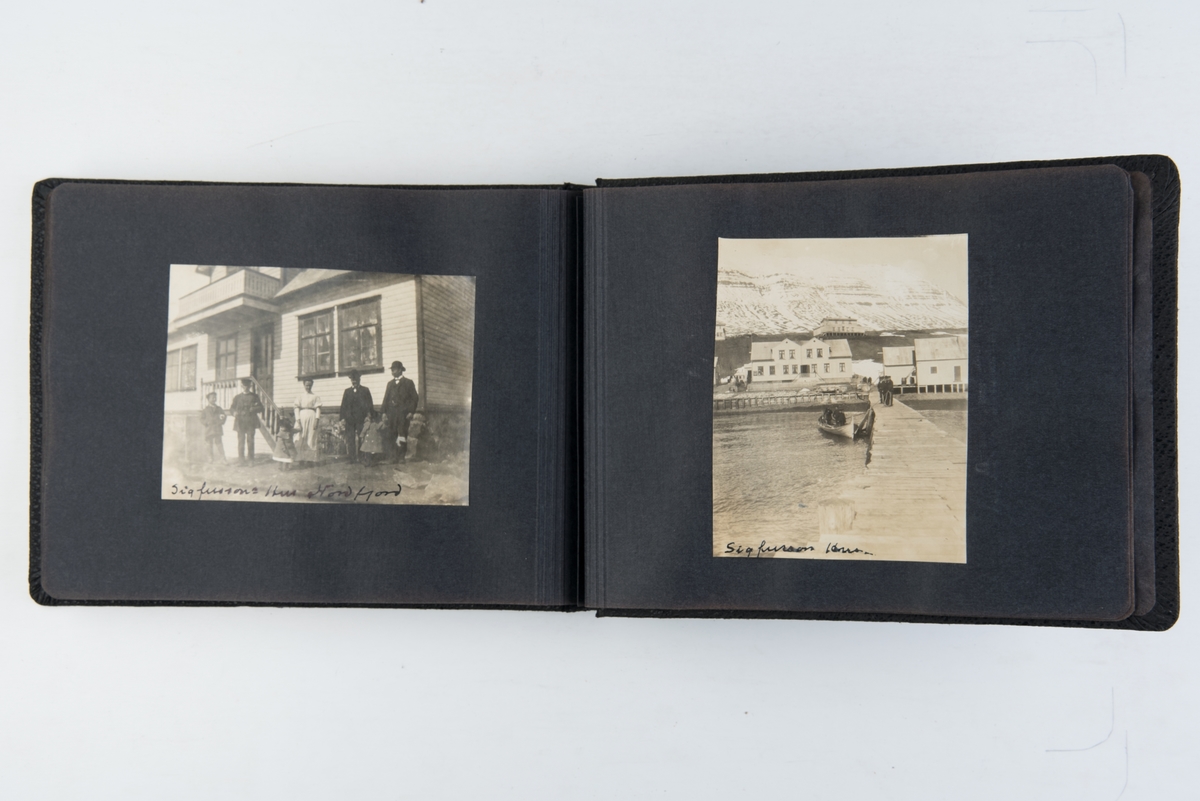 Fotoalbum med 36 fotografier fra Hellisfjord hvalstasjon på Island i 1902.