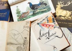 Collage med bøker med jakt- og fisketematikk fra Norsk Skogm