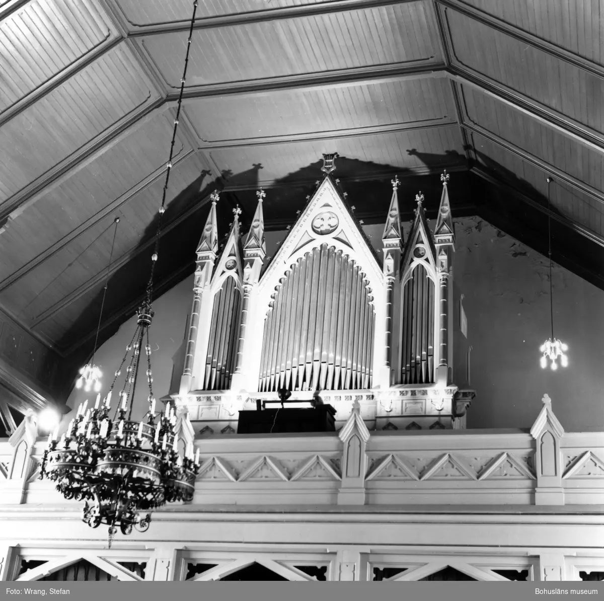 Text till bilden:"Grebbestads kyrka".