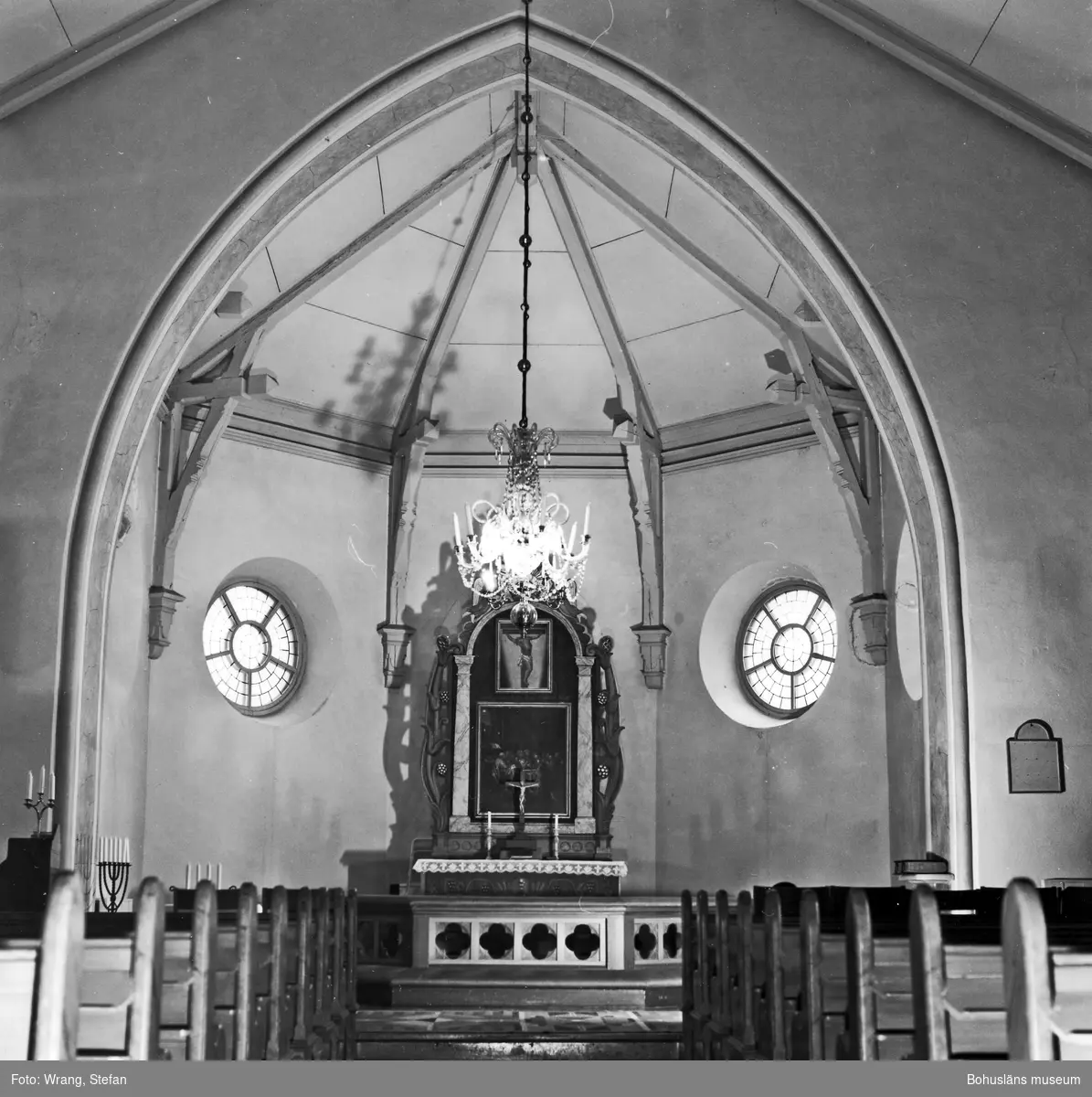 Text till bilden: "Valbo-Ryrs kyrka. Taget mot koret".