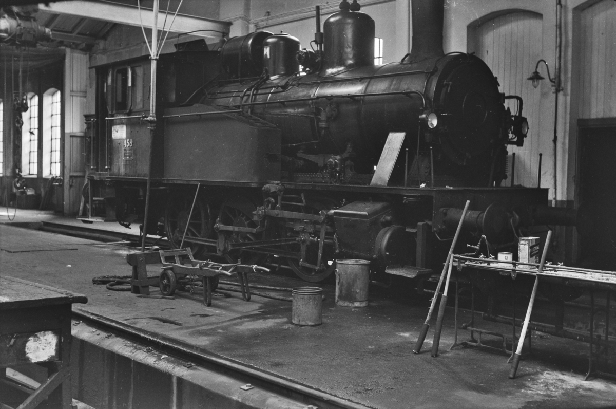 Damplokomotiv type 23b nr. 458 i Gamlestallen i Lodalen i Oslo.