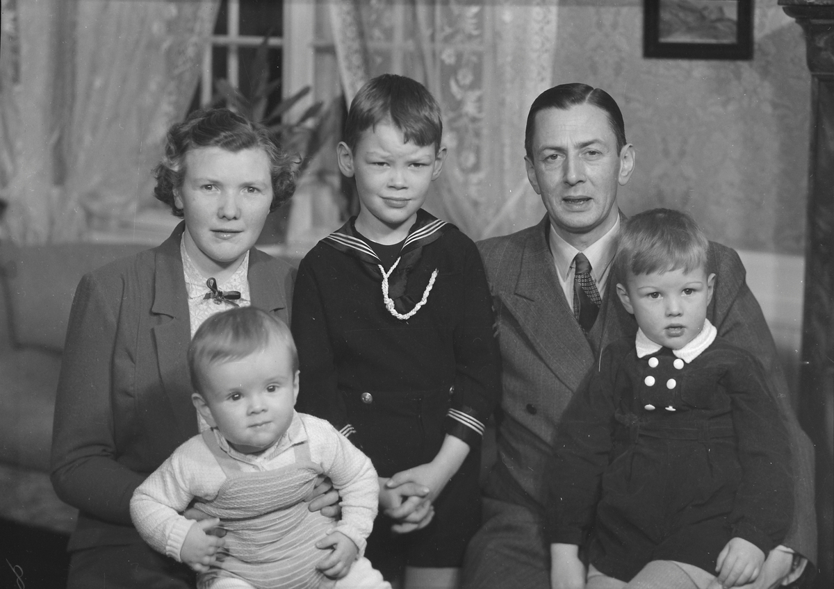 Lege Harald Einar Heyeraas med familie