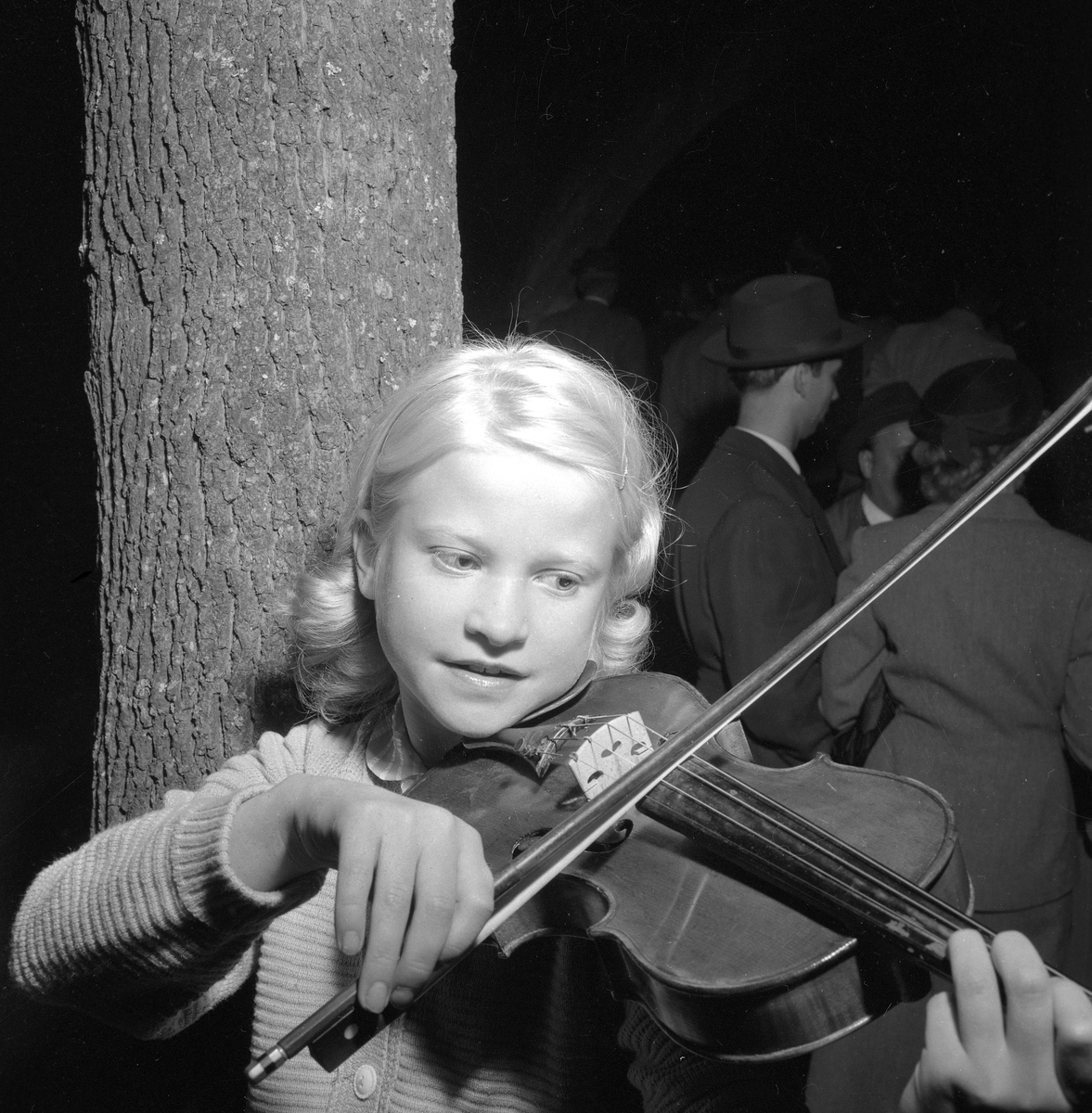 ÖK:s trivselkväll, final.
Augusti 1956.