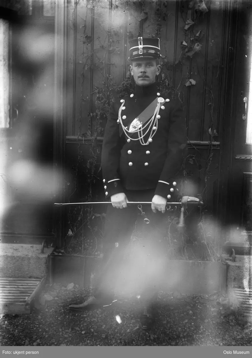 portrett, mann, secondløytnant, stående helfigur, uniform