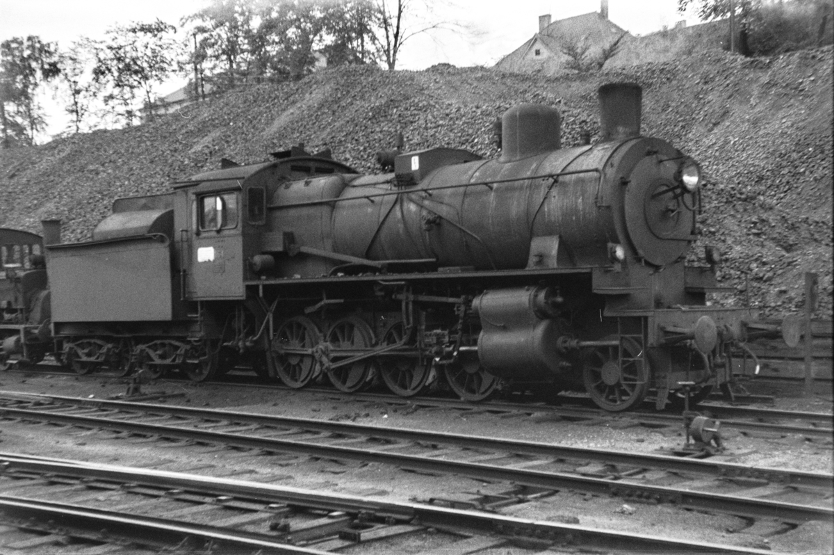 Utrangert damplokomotiv type 28a nr. 164 i Lodalen i Oslo.