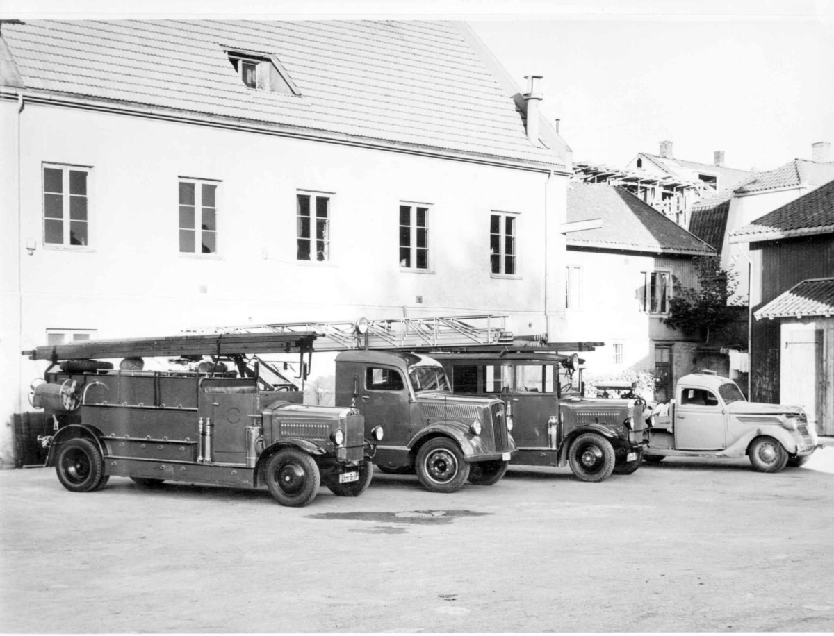 Repro: Brannbiler tilh. Lillehammer brannvesen.
