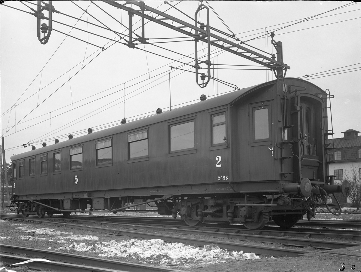 Statens Järnvägar, SJ BCo9 2698. Efter modernisering. Vagn byggd i Kalmar 1927.