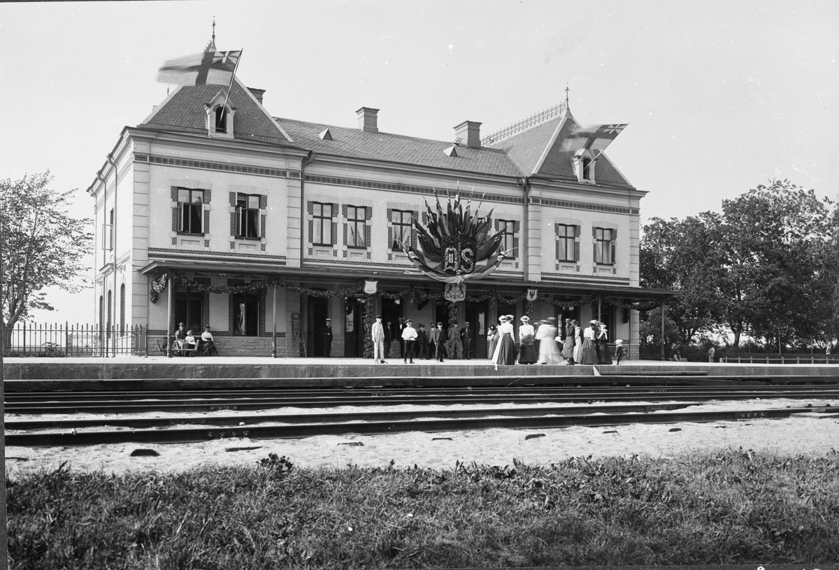 Arboga station i samband med besök av Oscar II.