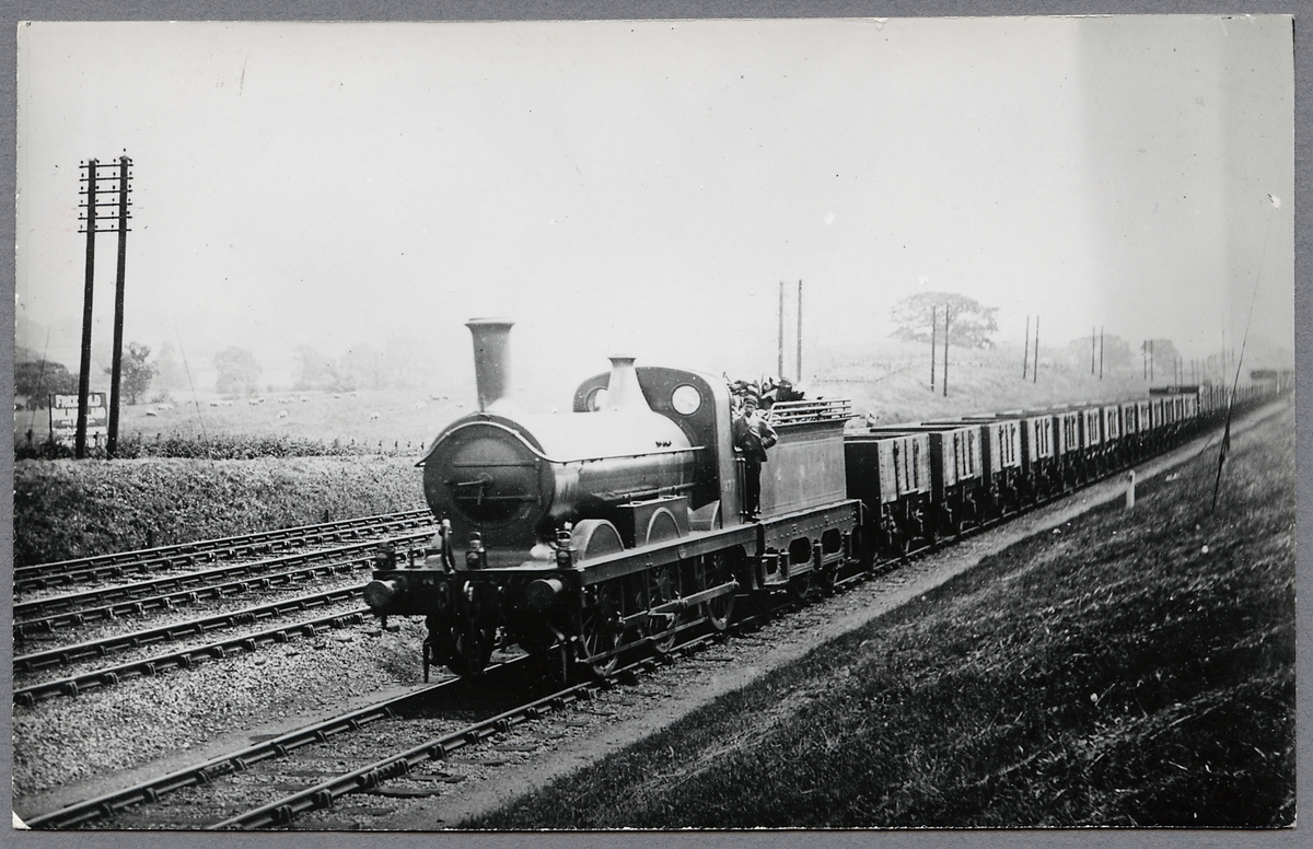 Ånglok med godsvagn. Great Western Railway, GWR lok 377.