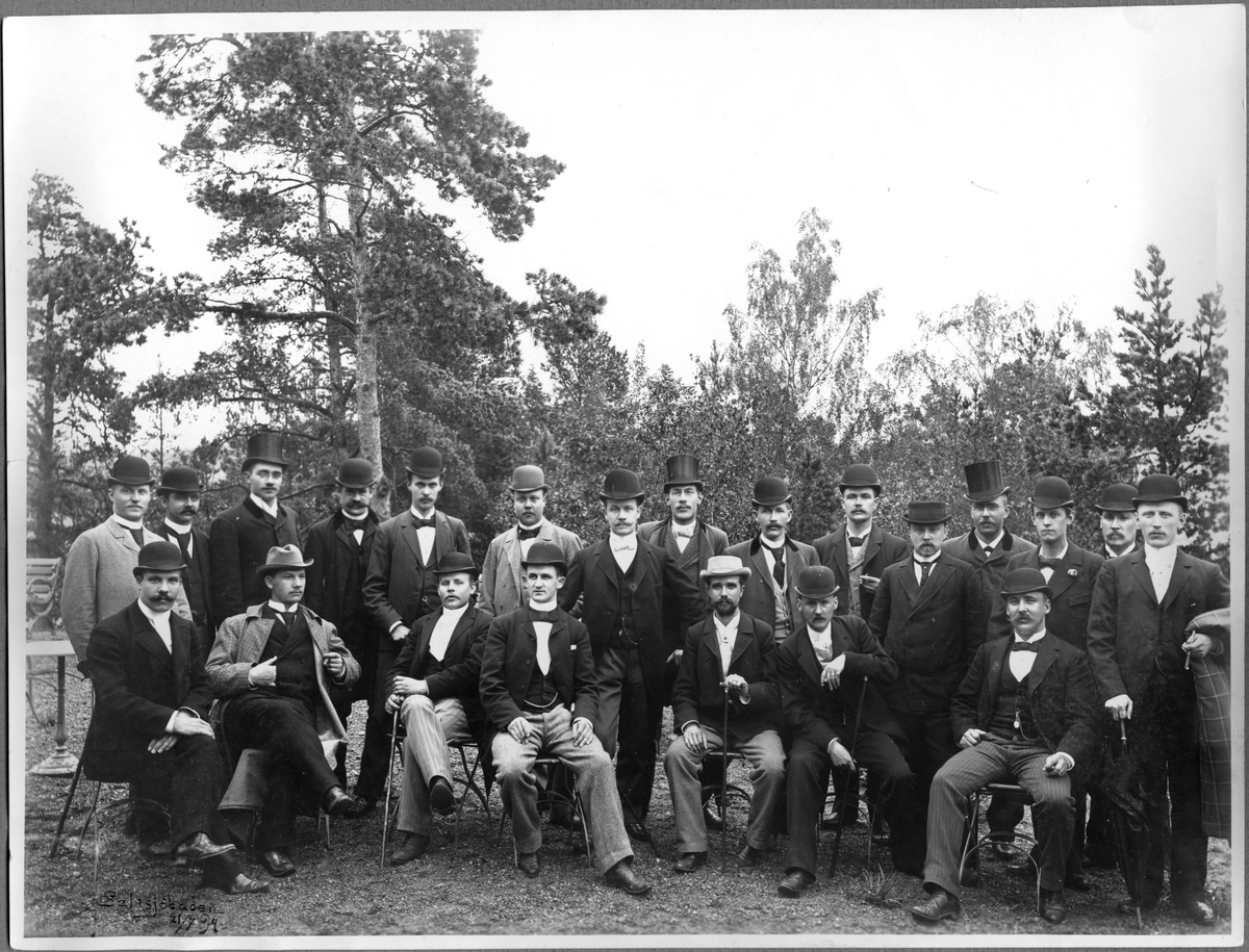 Gruppfoto i Saltsjöbaden år 1894.