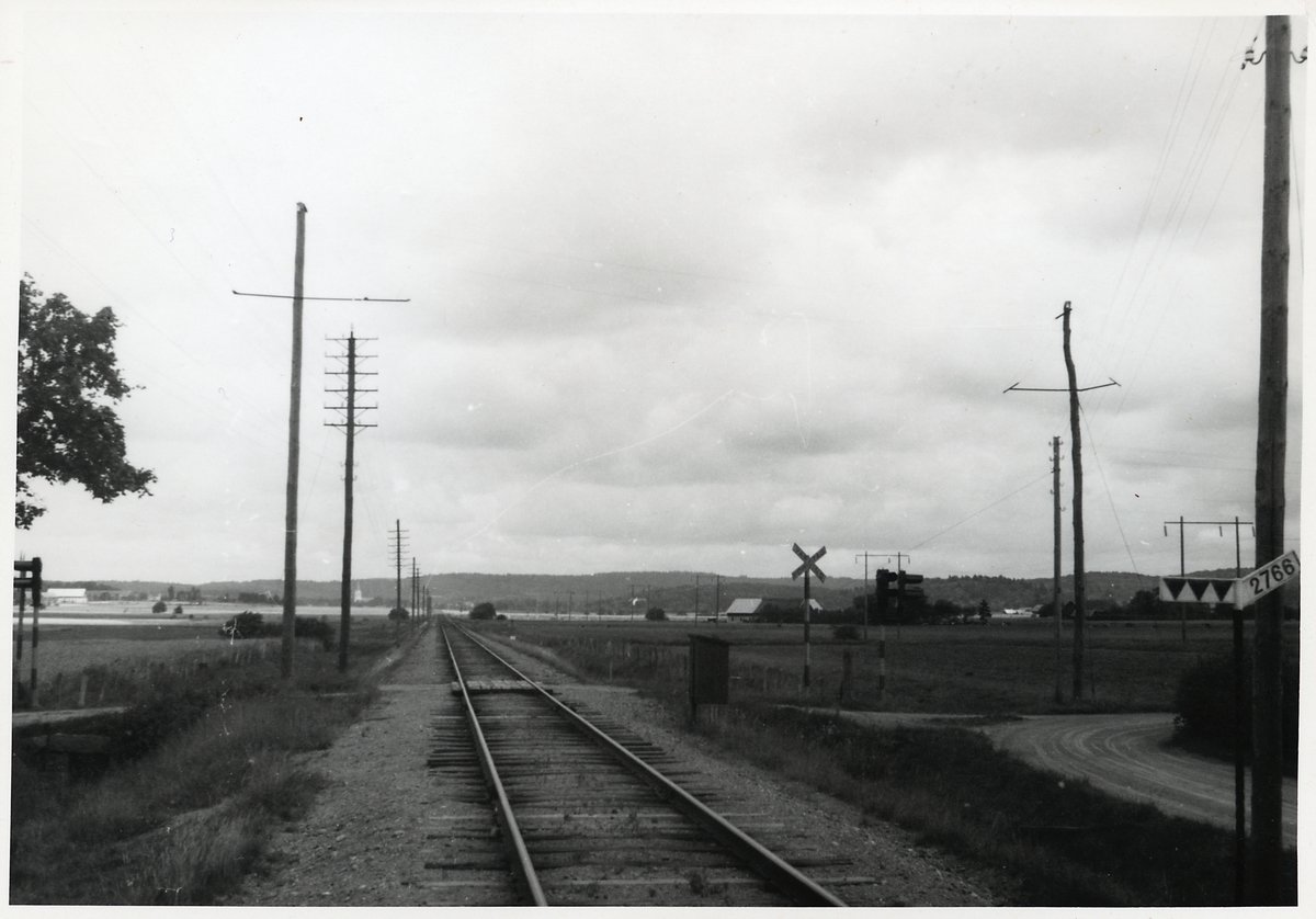Järnvägsövergång på linjen mellan Derome och Veddige.