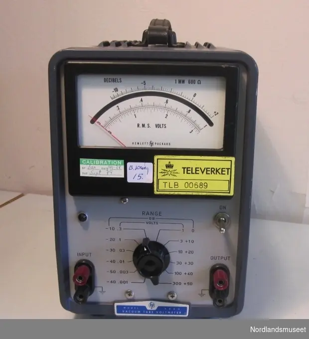 "Rørvoltmeter
Model 400H
G 204- 03409"