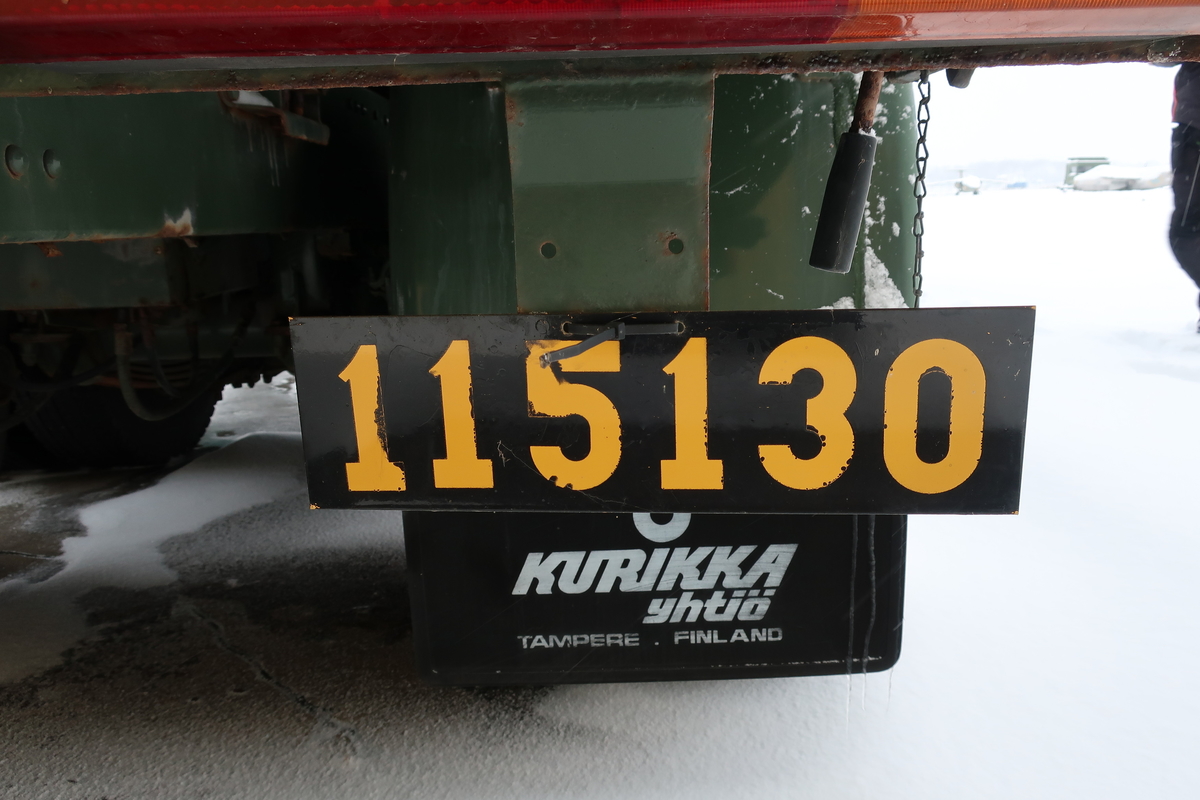 Tankbil 8673. Volvo N 10. Registreringsnummer 115130.