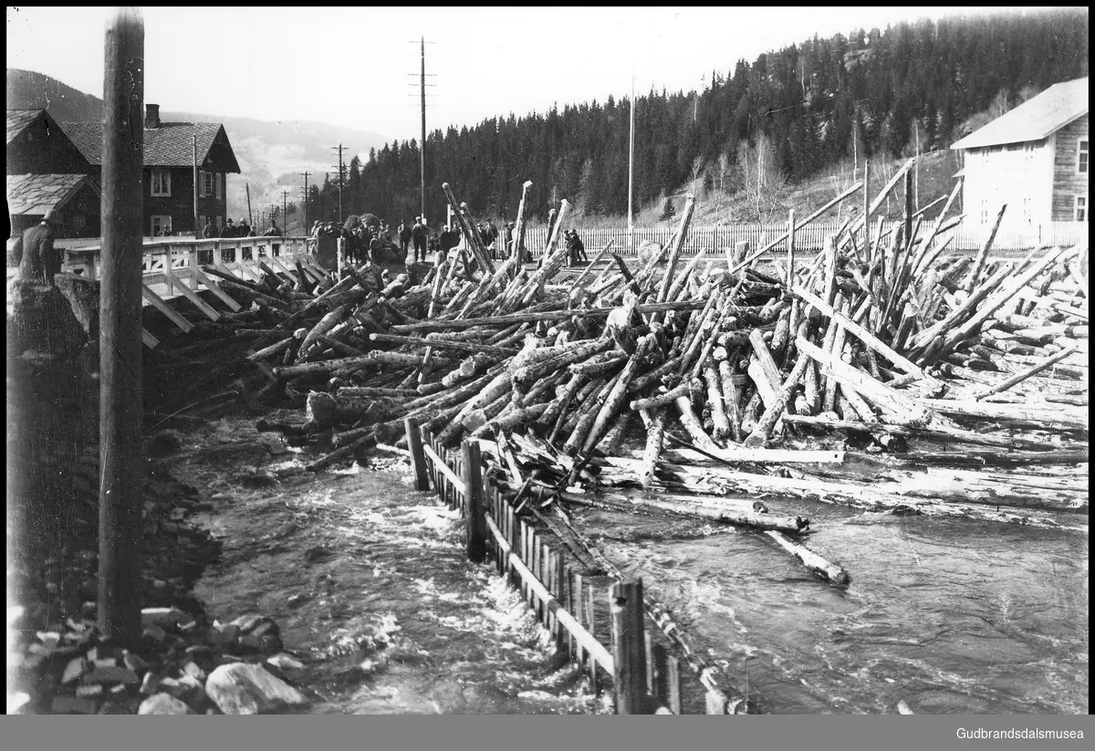 Tømmerfløting i Tromsa, Fåvang