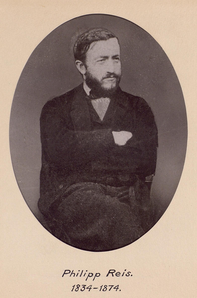 John Philipp Reis 1834 - 1874. Tysk vetenskapsman och uppfinnare. År 1861, han konstruerade den första telefonen ( Reis telefon ).
