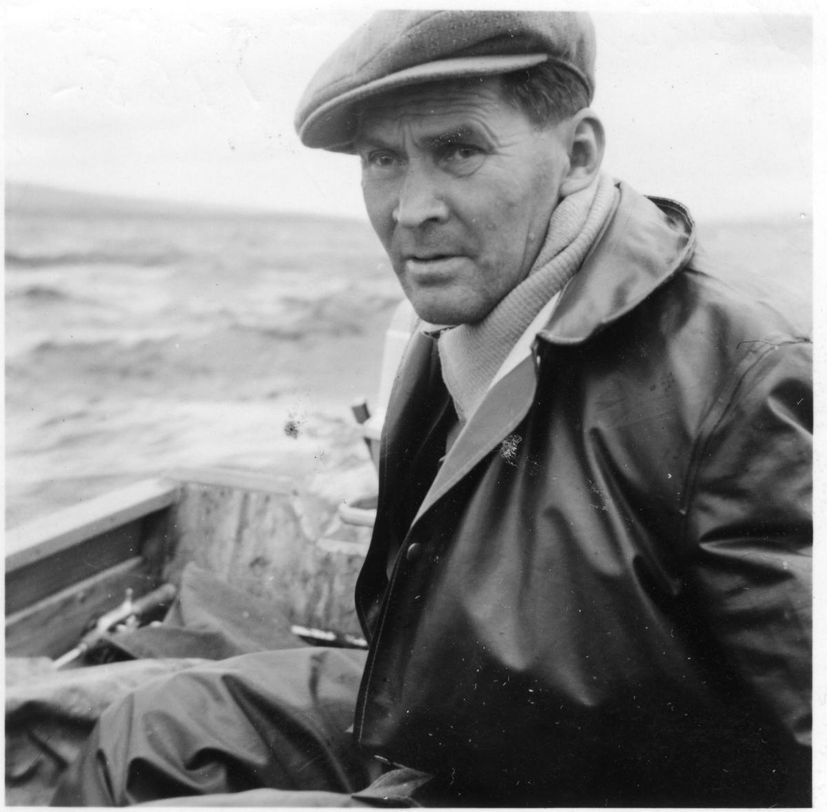 Portrett av mann i båt