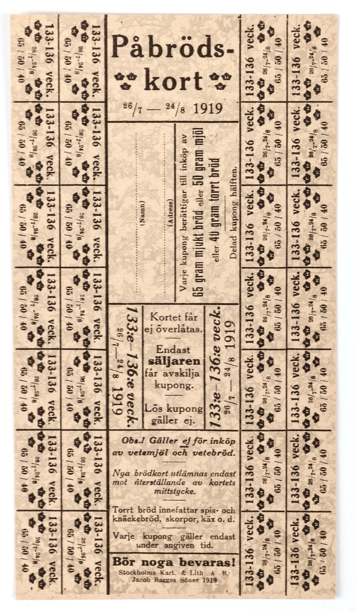6 stycken påbrödskort. Gult papper med tryckt mönster i grågrönt föreställande järnekblad och -bär. Tryckt text i svart. Avsedd att användas 26/7-24/8 1919.
På baksidan text "C A Rydin".