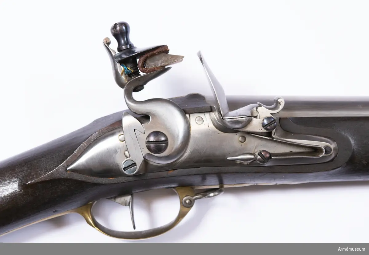 Gevär med flintås. Reparationsmodell, förändrad från gevär m/1762.