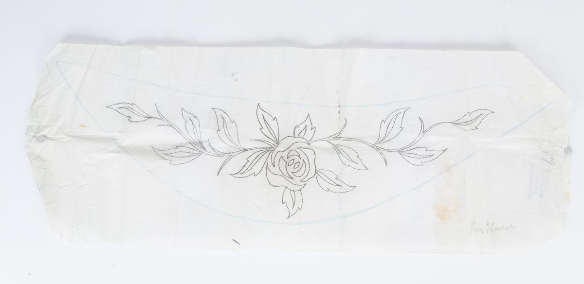 Broderimaler i en konvolutt, håndtegnet på papir. Konvolutten fra Høyesterettsadvokat O.J.Bjørnstad Rådhusgt.9 - OSLO