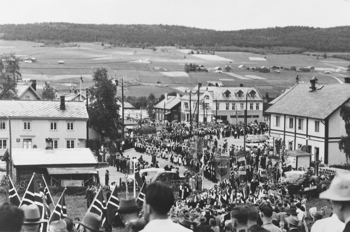Noregs Ungdomslag stevne på Tynset 1957