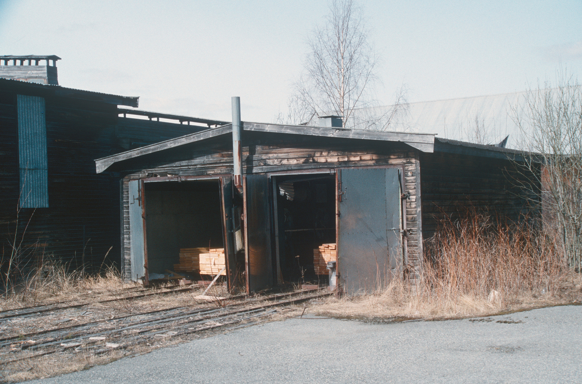 Lillehammer.  Lillehammer Dampsag.  Kammertørke.  Foto mot nord-vest.  Se også SS DI 1992: 1172-1190.