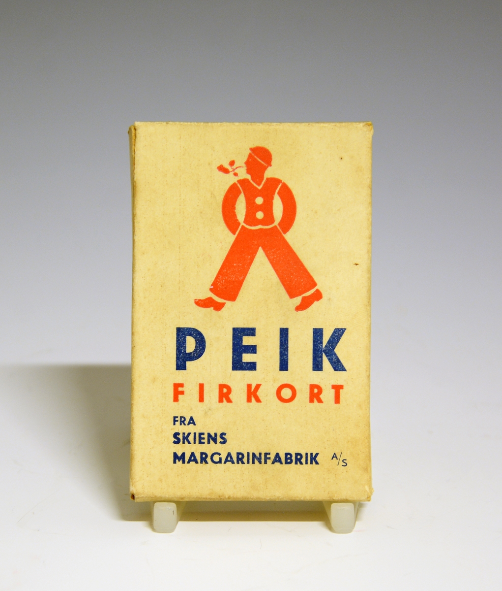 "Peik firkort fra Skiens Margarinfabrik A/S". 2 pakker.
