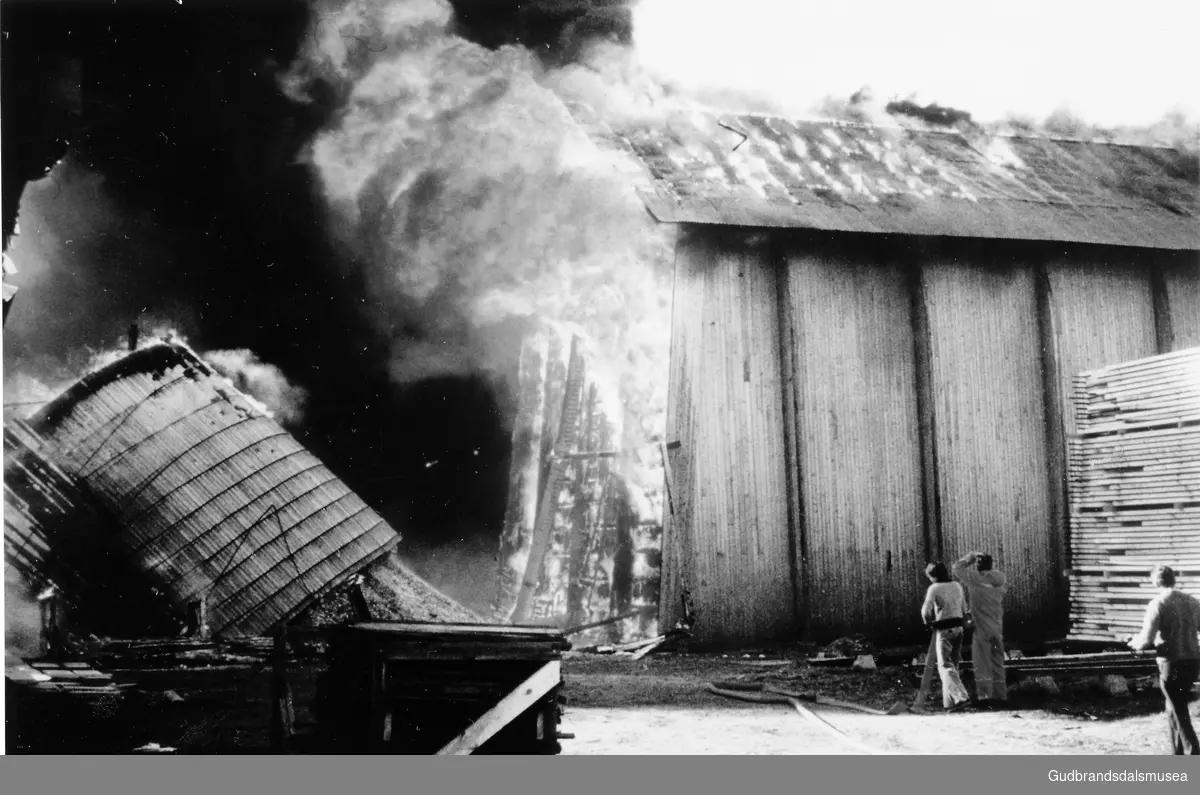 Brann i sagflishuset ved Skjåk Almenning 25. mai 1968