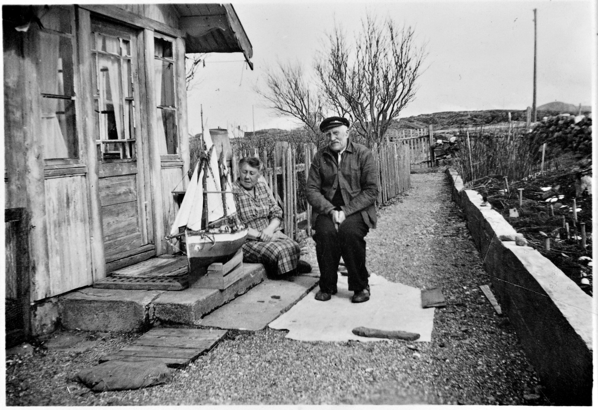 På Skaget like før krigen, Henriette og Sivert, Vasøya, Vallersund
