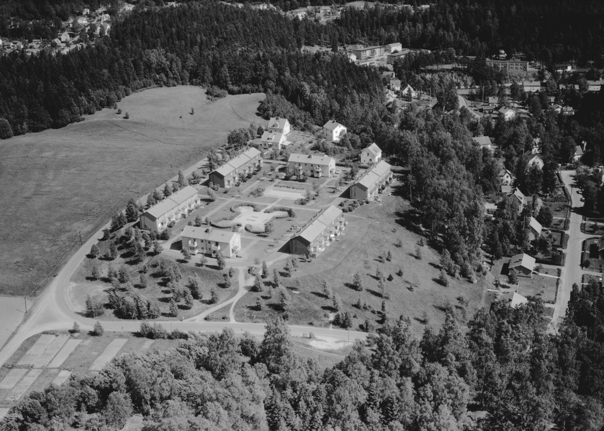 Flygfoto över Norrahammar i Jönköpings kommun
777/1964