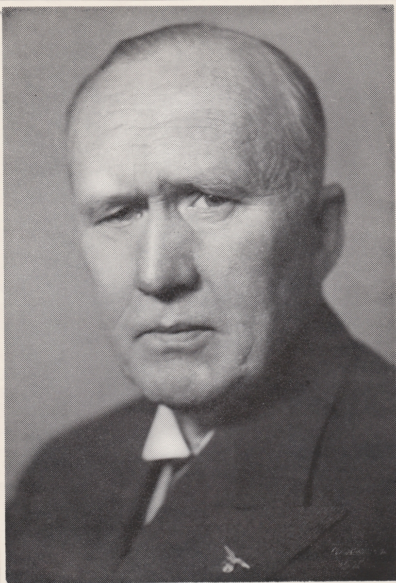 Portrett av en av partitoppene i NS, trolig finansminister i Quislings regjering, Fredrik Prytz