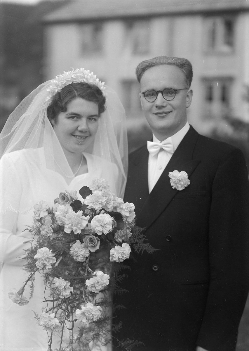 Brudeparet Hanna Helene Lien og Harald Græsli