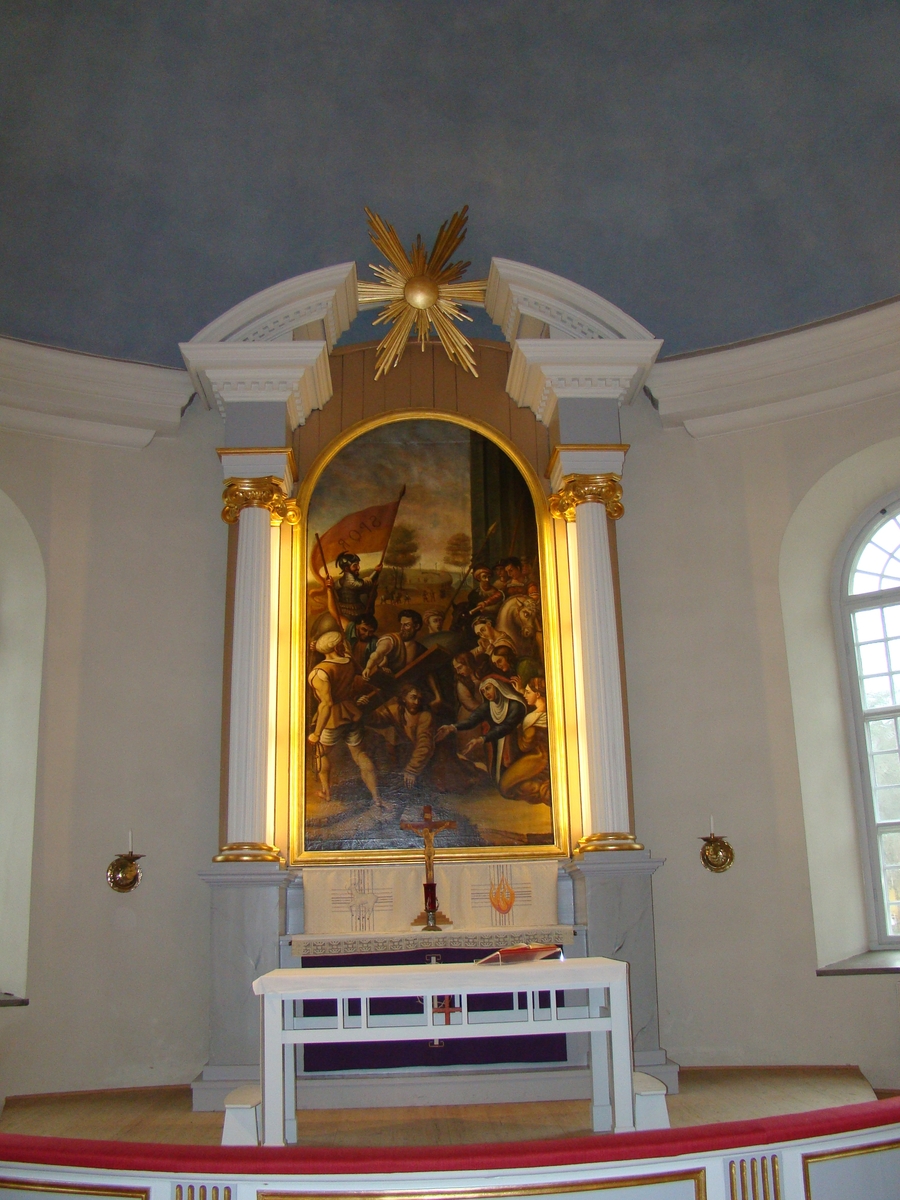 Bäckebo kyrka, Nybro pastorat. Kor med altaruppsats.