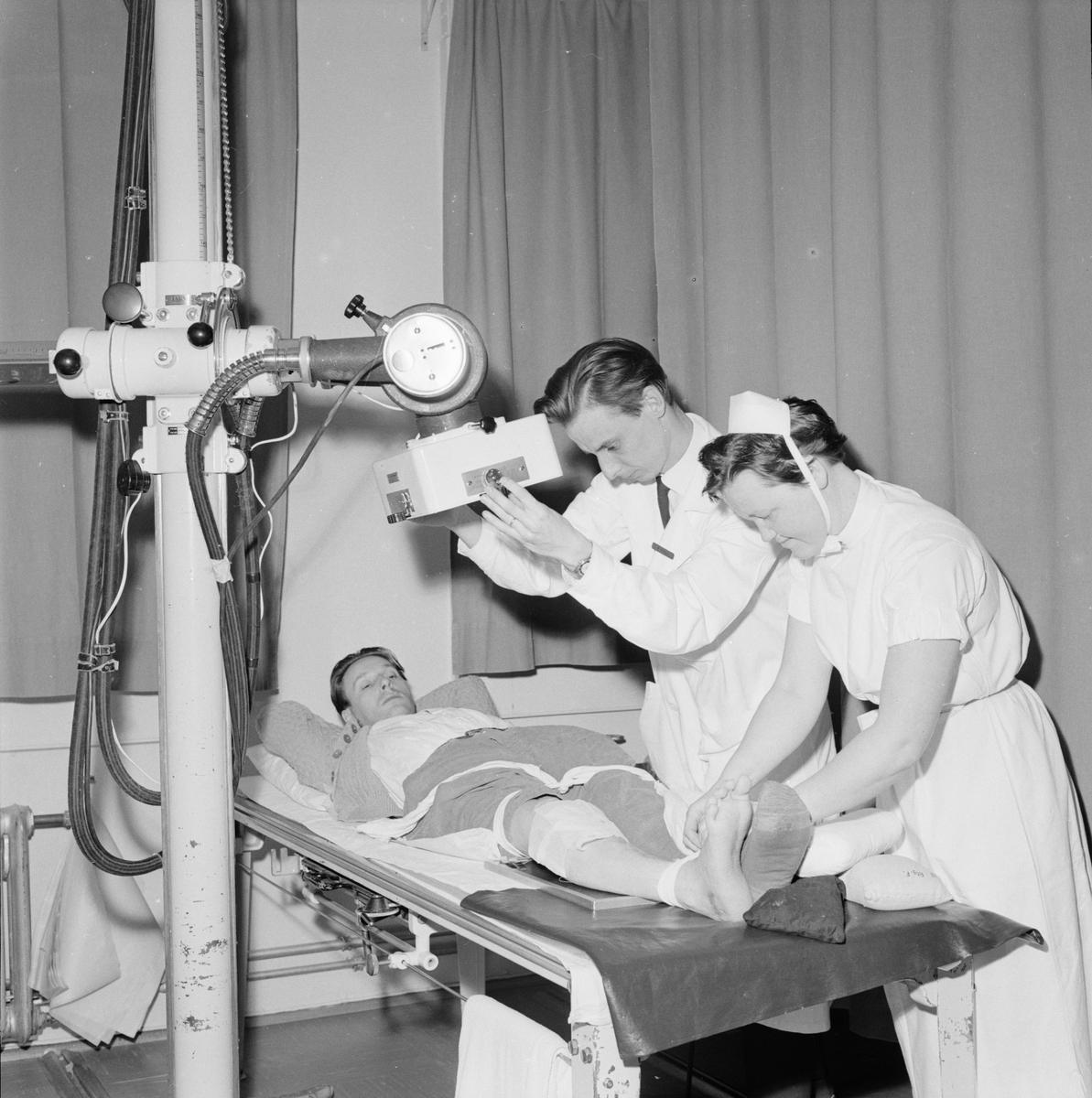 Akademiska sjukhuset, 40-dubblad aktivitet under 50-årsröntgen, Uppsala, april 1959