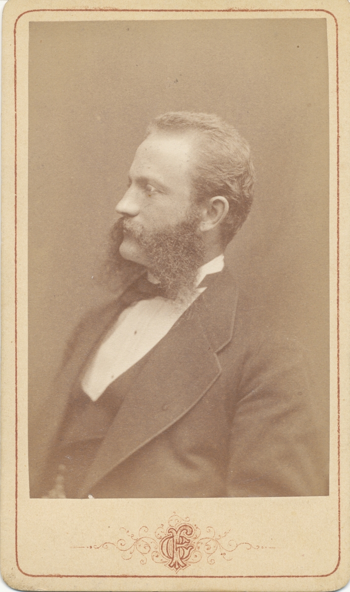 Gustaf Rettig, 1872-10-26
Son till Carl Rettig, Kilafors, i hans första gifte.