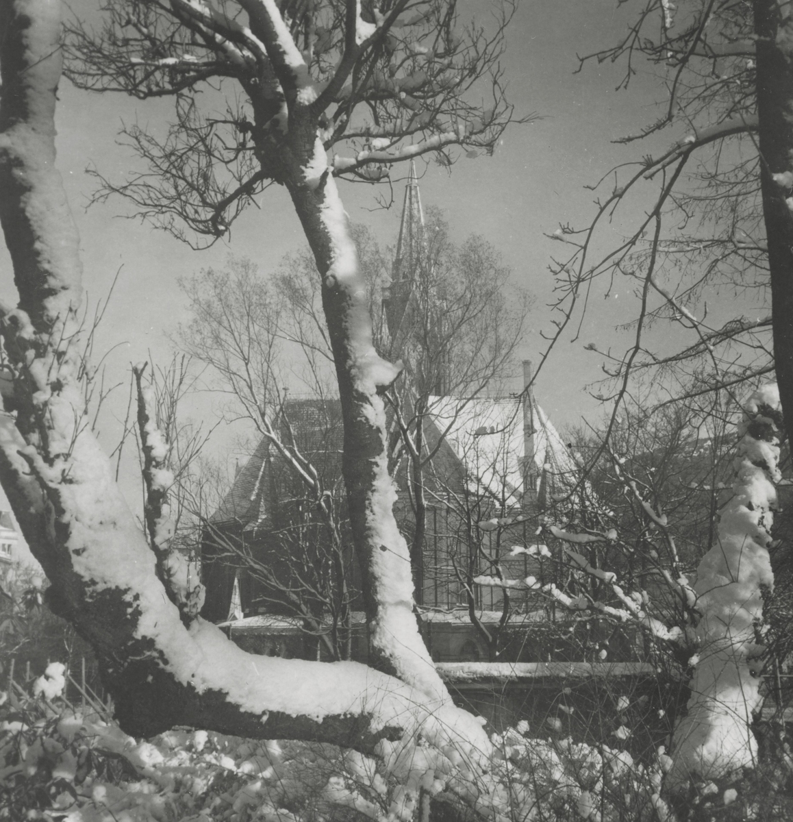 Bergen. Johanneskirken, ca. 1946.