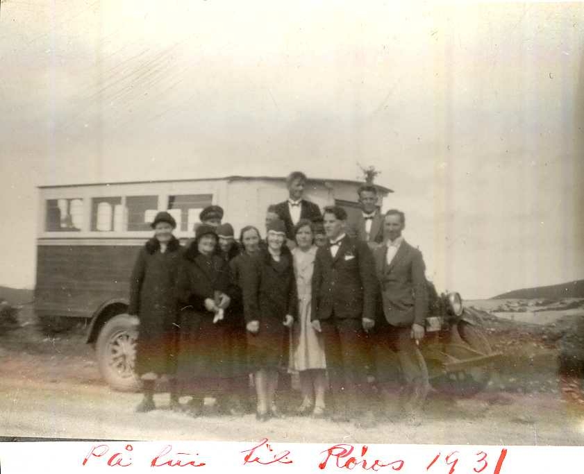 Buss, Bussuflukt til Røros 1931
innlevert av Inger Lise Fiskvik Tylldalen