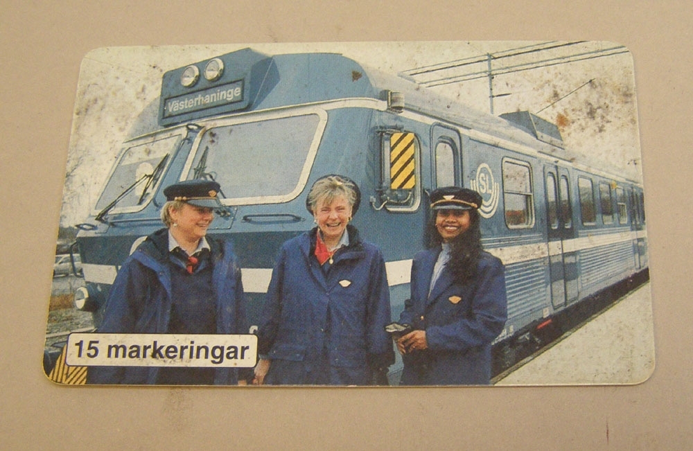 SJ-telefonkort.

Kortet innehåller 15 markeringar
På framsidan ett blått pendeltåg.