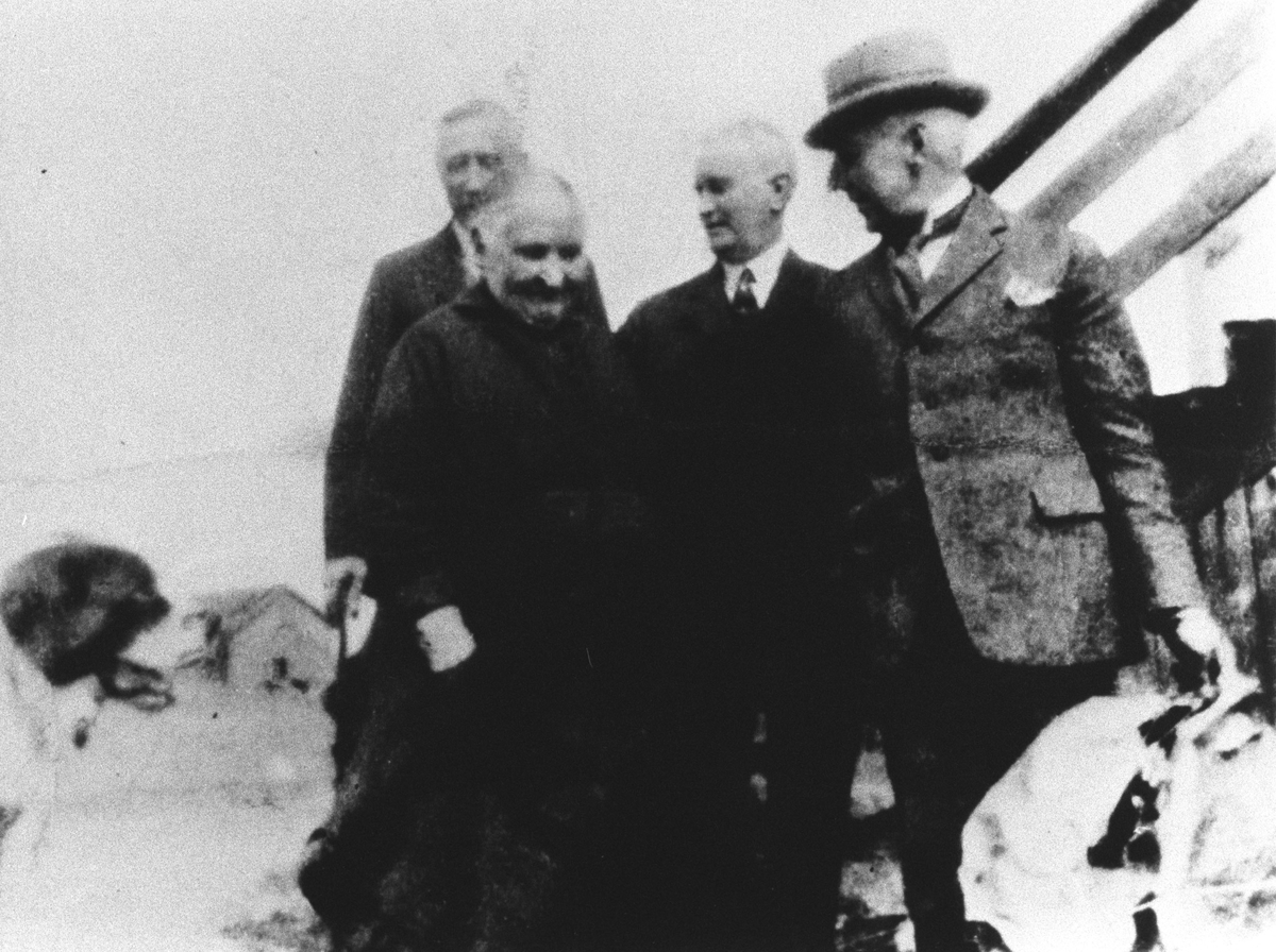 Søndre Oppegård, Roald Amundsen, Ellsworth m.flere