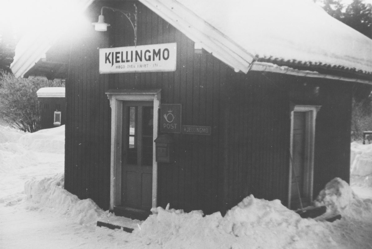 Stasjonsbygningen på Killingmo (fra 1947: Kjellingmo). Stasjonen hadde også poståpneri.