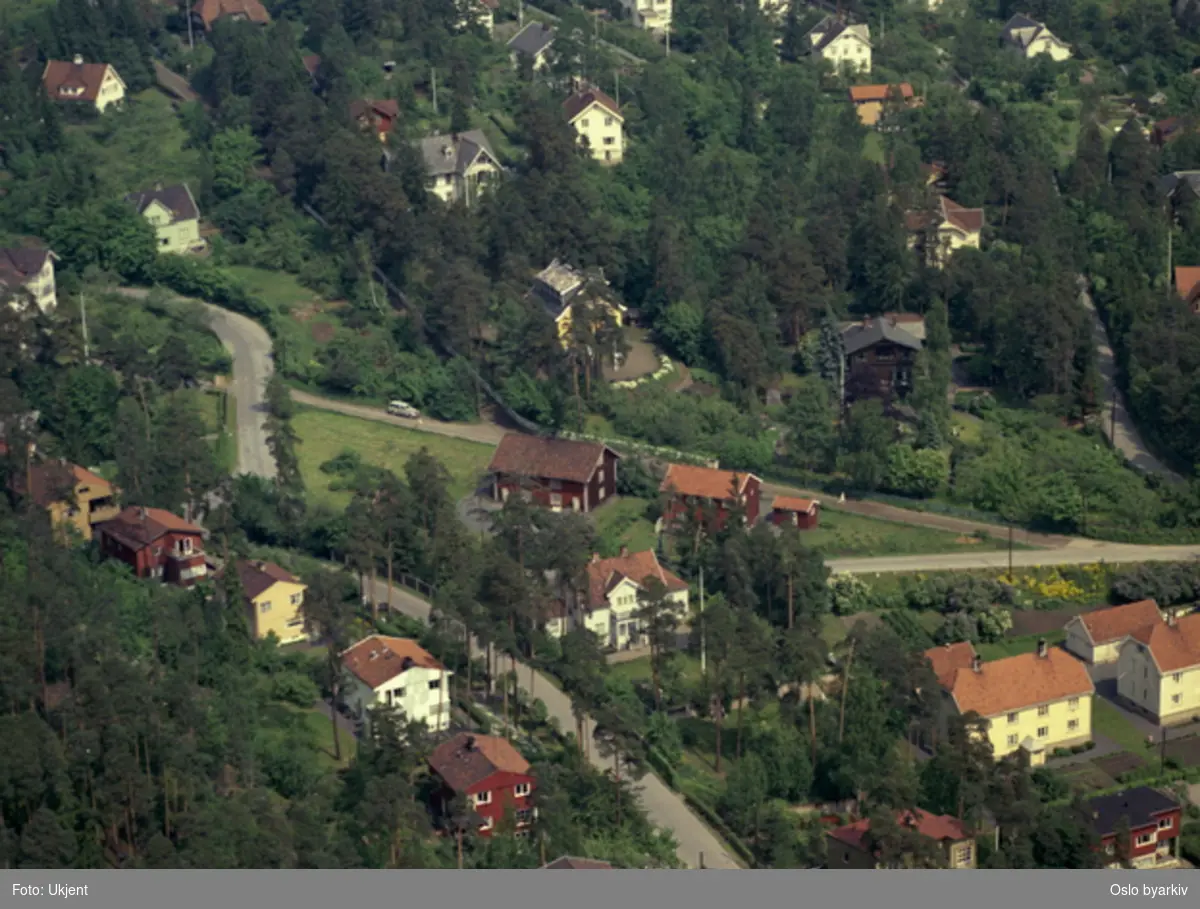 Villabebyggelse på Bestum. (Flyfoto)