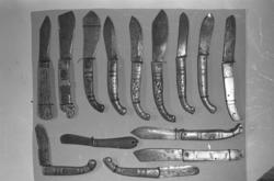 (Se Romsdalsmuseets årbok 1990) .Samling av "junger" på Roms