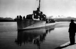 Den britiske jageren HMS Mackay (D70), fotografert i 1945.