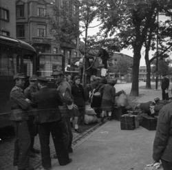 Bildet er tatt nederst i Nordre gate. Helt til venstre, en l