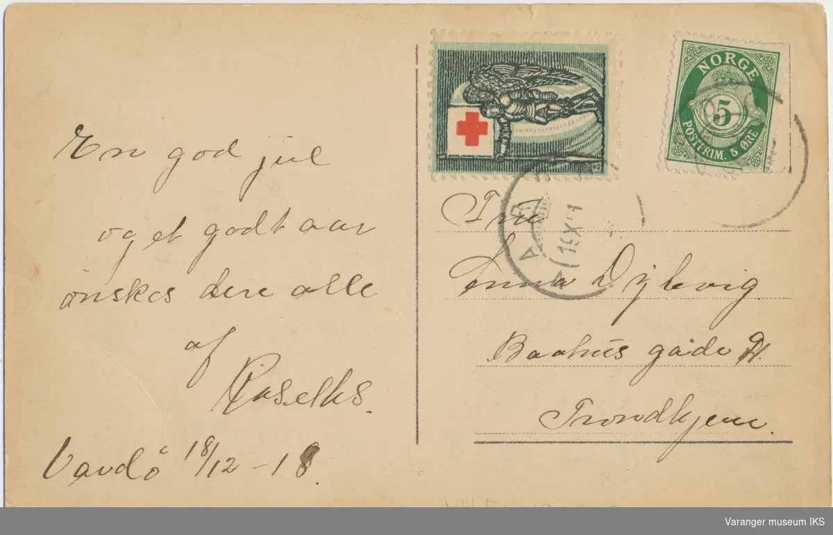 Postkort, Festningsgata, kongeporten i bakgrunnen, 17. mai 1918
