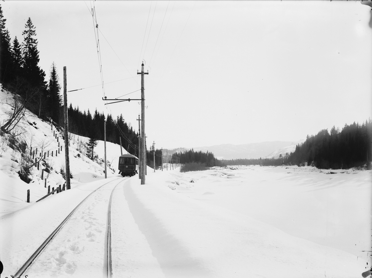 Salongvognen på linjen mellom Fannrem og Solbusøy.