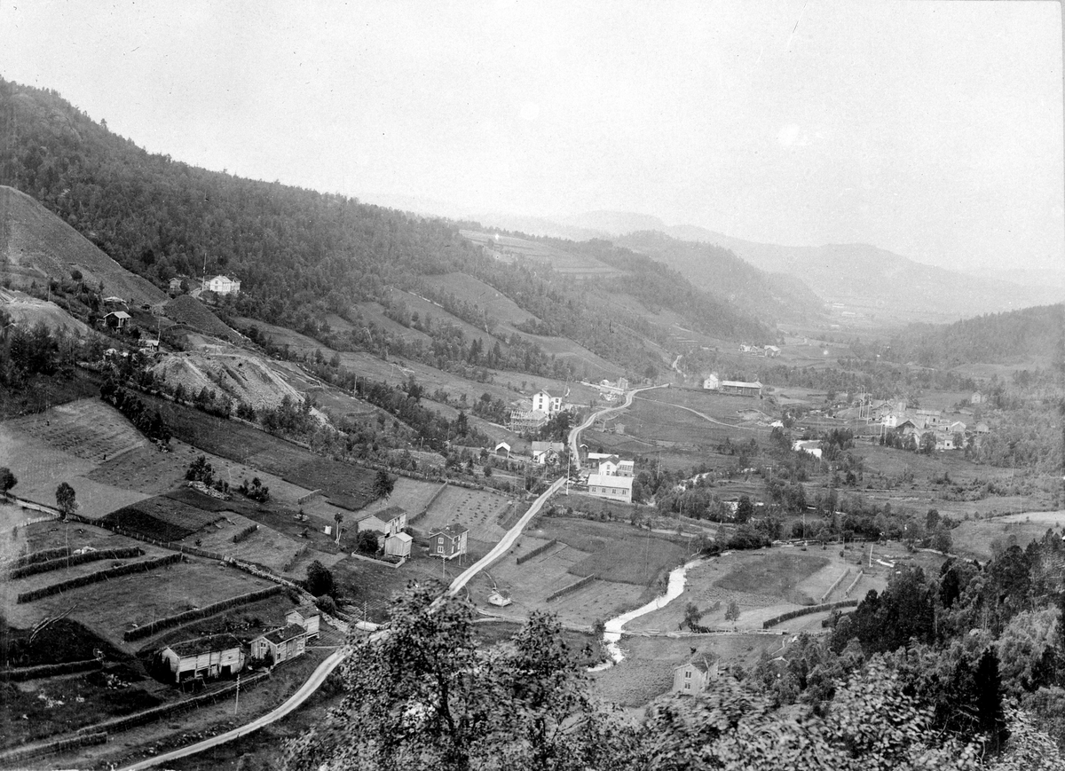 Løkken Verk i 1907 før utbyggingen i Orklaperioden.