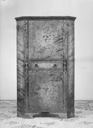 Skap fra Bernhd Brekke A/S